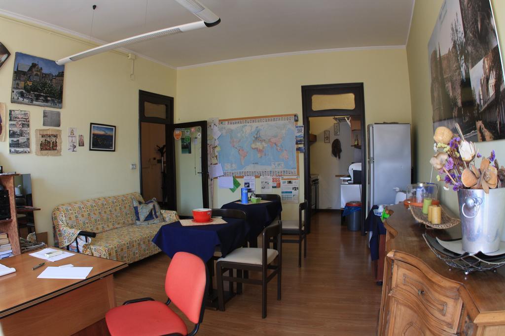 ريجّو دي كالابريا Rooms2Rent المظهر الخارجي الصورة