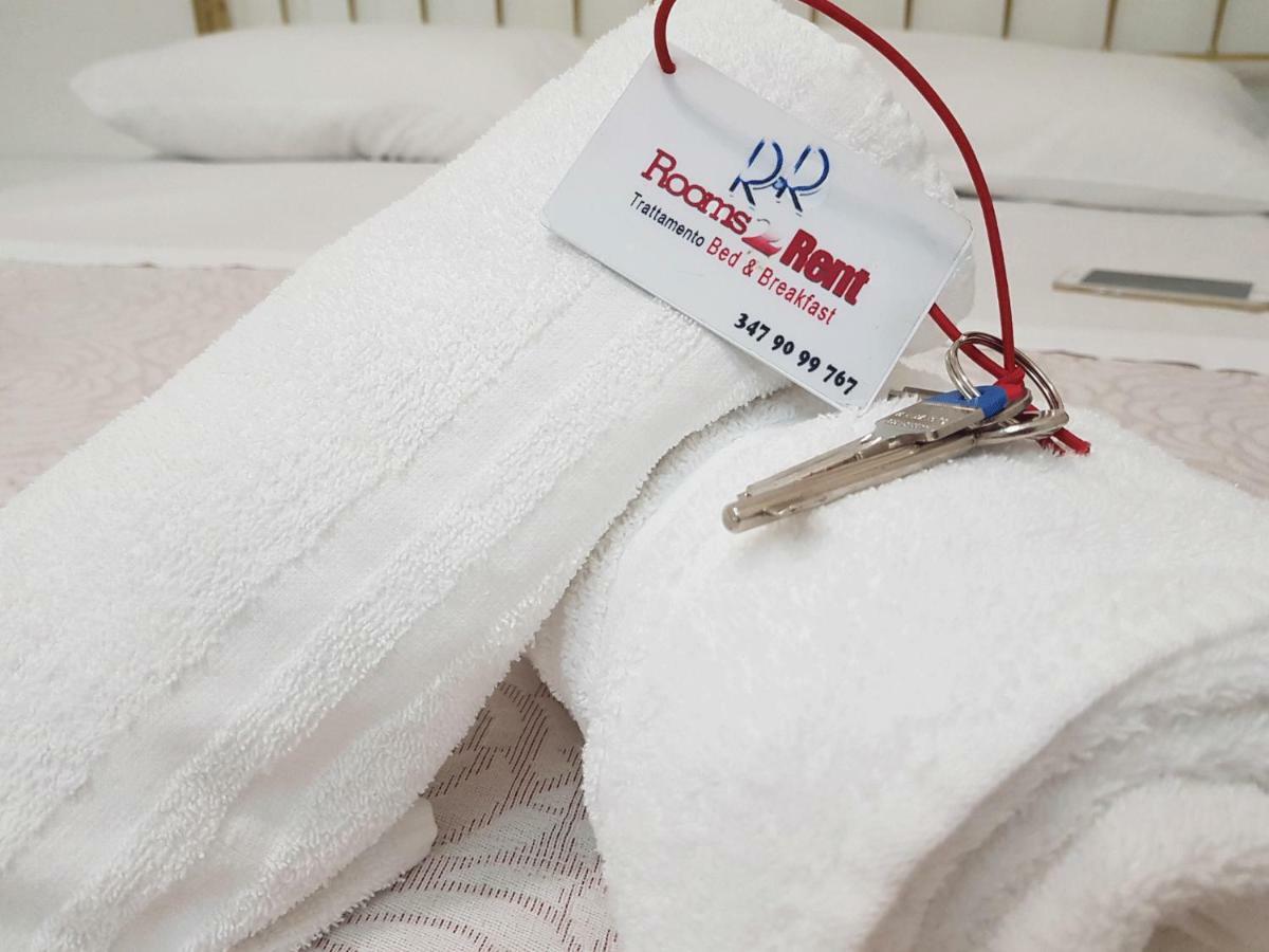 ريجّو دي كالابريا Rooms2Rent المظهر الخارجي الصورة