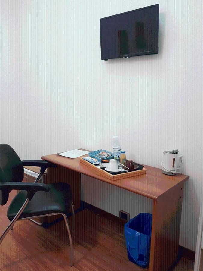 ريجّو دي كالابريا Rooms2Rent المظهر الخارجي الصورة