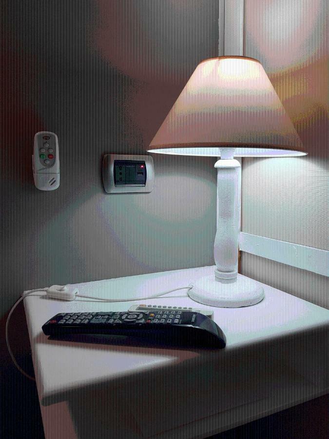ريجّو دي كالابريا Rooms2Rent المظهر الخارجي الصورة