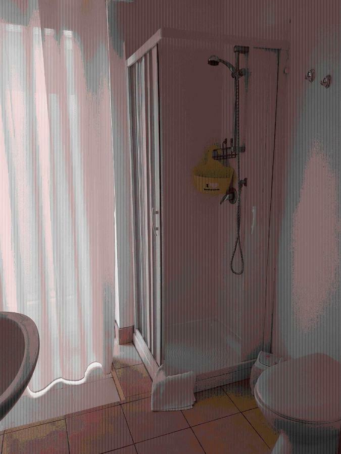 ريجّو دي كالابريا Rooms2Rent المظهر الخارجي الصورة
