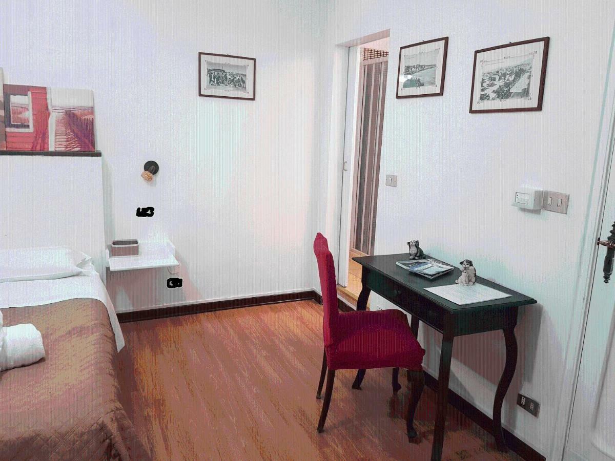 ريجّو دي كالابريا Rooms2Rent المظهر الخارجي الصورة