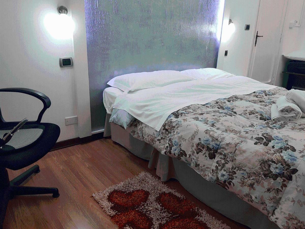 ريجّو دي كالابريا Rooms2Rent المظهر الخارجي الصورة