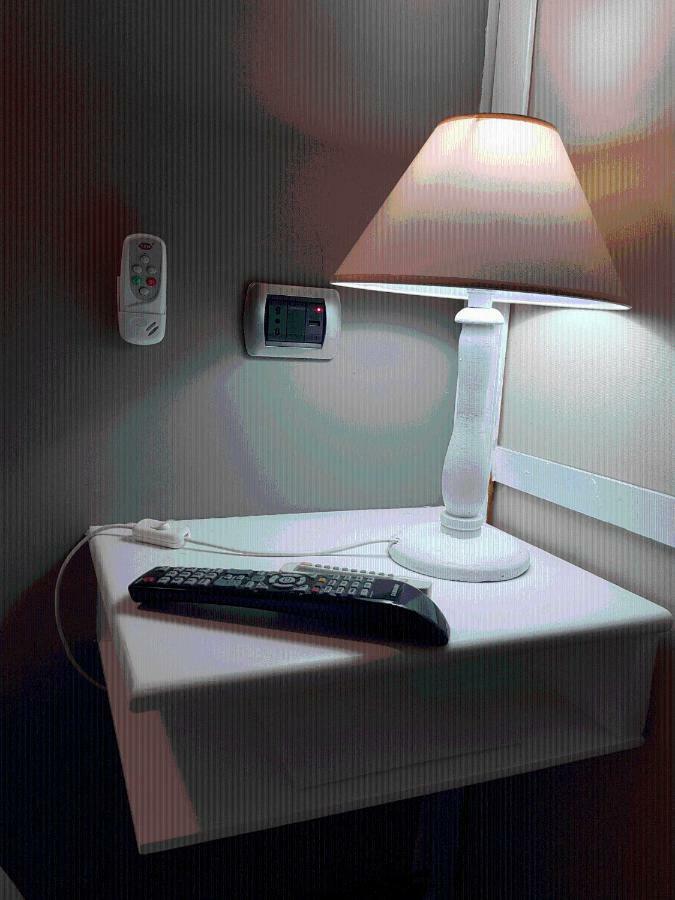 ريجّو دي كالابريا Rooms2Rent المظهر الخارجي الصورة