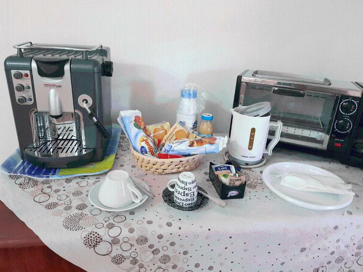 ريجّو دي كالابريا Rooms2Rent المظهر الخارجي الصورة