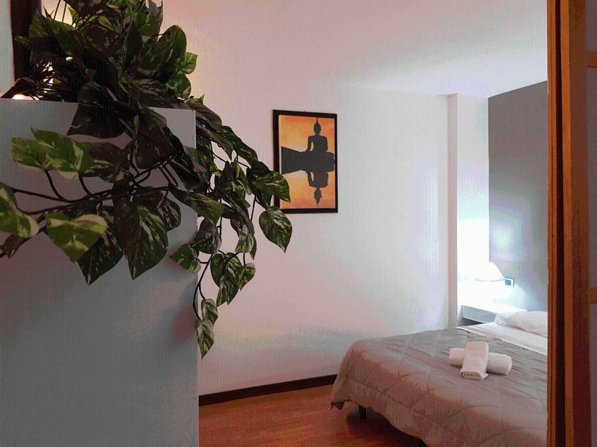 ريجّو دي كالابريا Rooms2Rent المظهر الخارجي الصورة