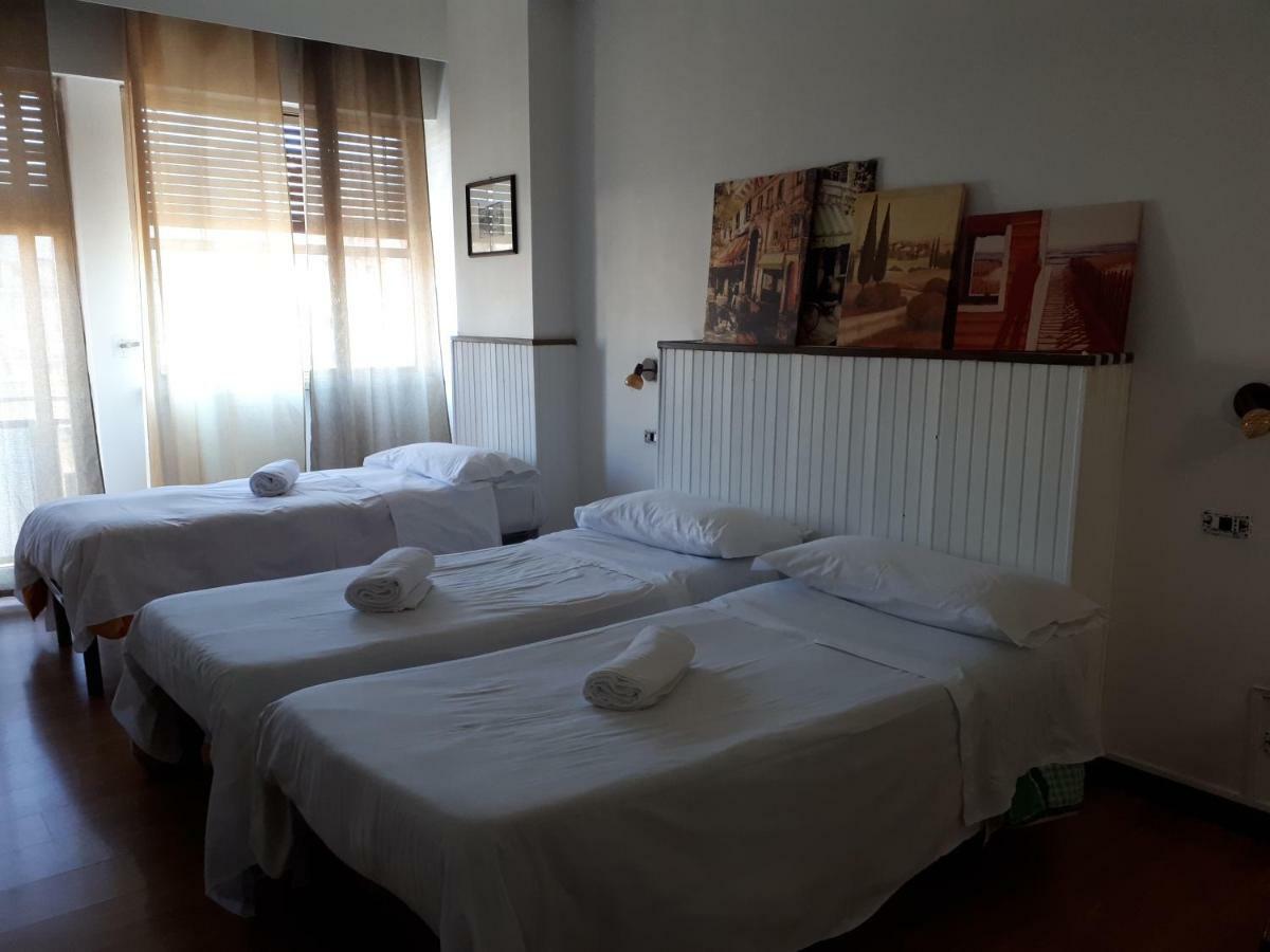 ريجّو دي كالابريا Rooms2Rent المظهر الخارجي الصورة